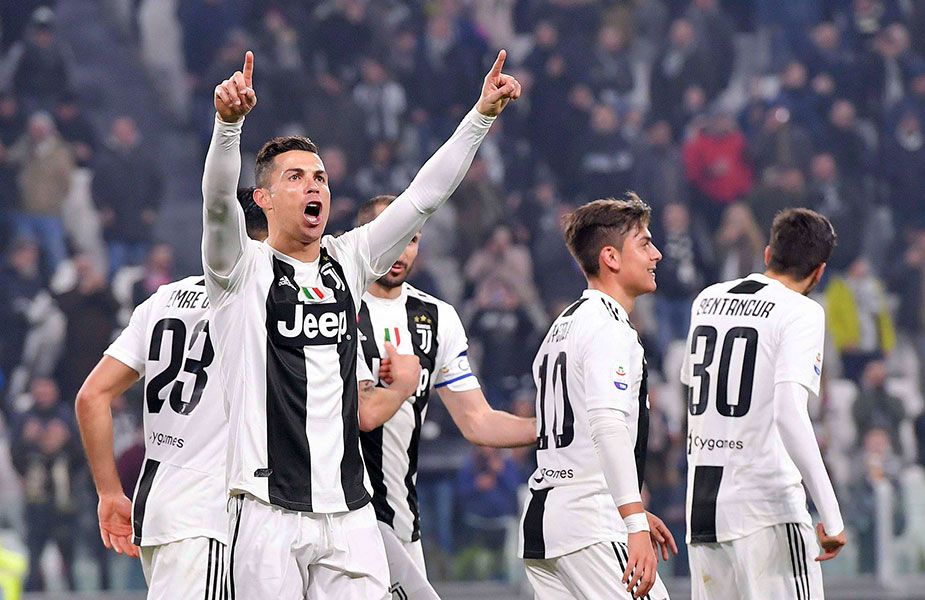 Cristiano anotó en la goleada de Juventus, que sigue puntero