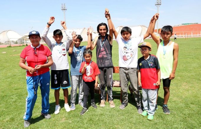 A todos los participantes se les entregó medallas.