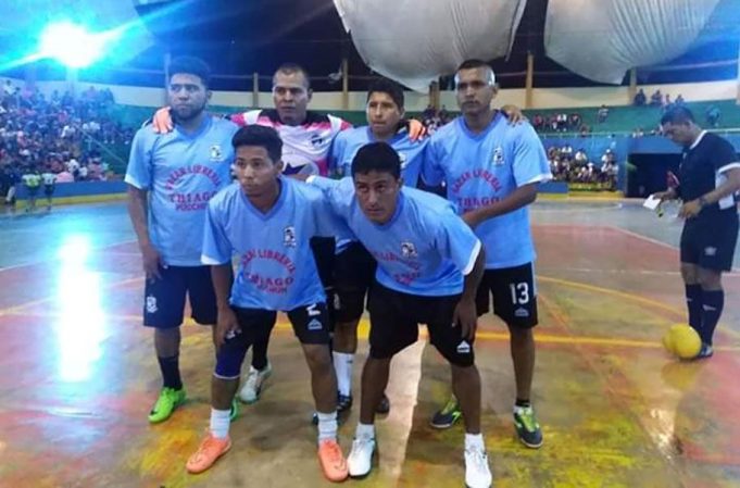 Deben esforzarse para seguir en competencia.