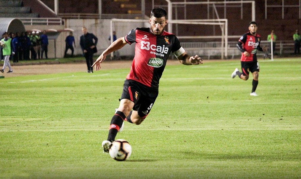 Bernardo Cuesta confía en clasificar a fase de grupos de la Copa Libertadores