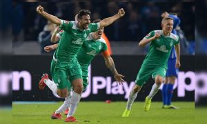 [VIDEO] Pizarro anota gol para el Bremen y bate récord en la Bundesliga