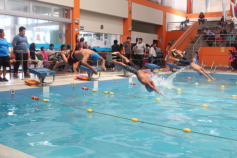 [FOTOS] Asi se realizó festival de natación organizado por el Club Carril 4