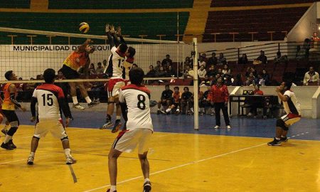 Juan Pablo ganó 3-2 a Ínter y cazó otra vez la dorada en la Liga de Arequipa