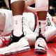 Nurkic quedó tendido en la pista, retorciéndose de dolor hasta que llegaron los médicos.