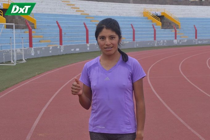 Danú Maribel Flores, PROCEDENCIA: Huatasani - Huancané CATEGORÍA: Juvenil CORRERÁ: 6 Kilómetros.