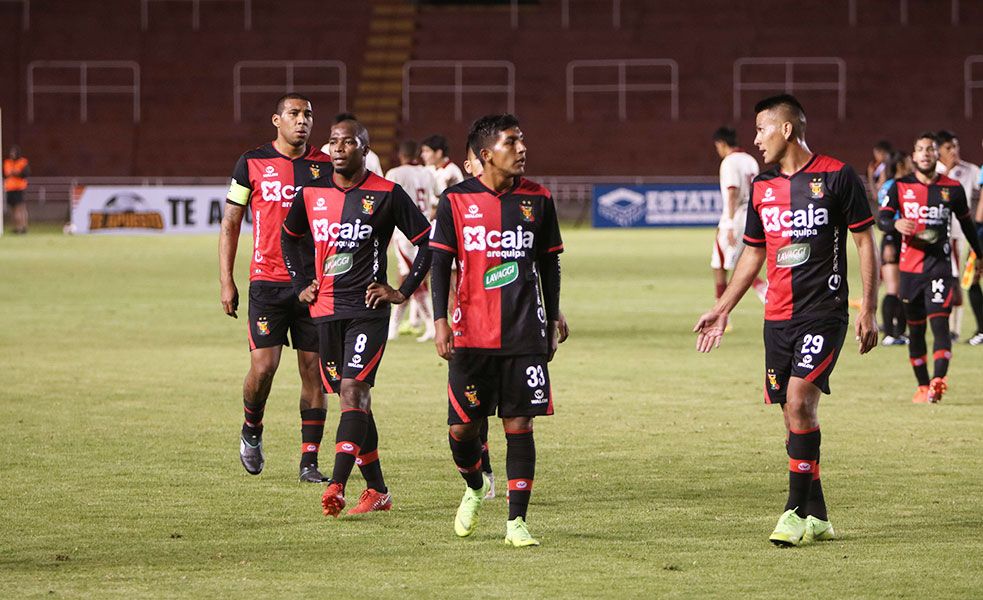 Melgar empató 1-1 con Unión Comercio de visita y quedó relegado en la tabla con 12 puntos