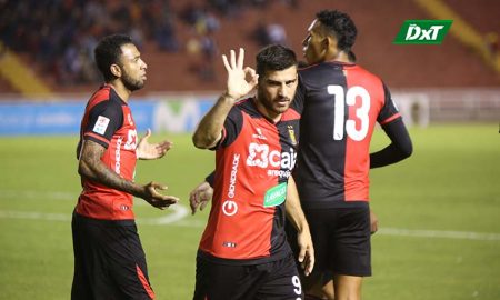 El León se impuso en casa y ya piensa en Palmeiras
