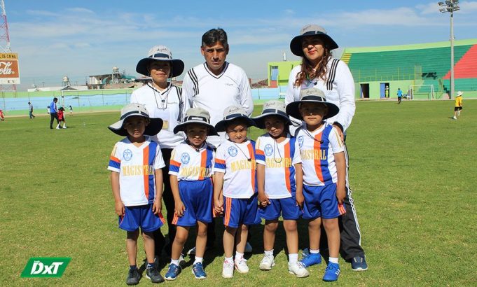 Niño Magistral demostró talento en el atletismo.