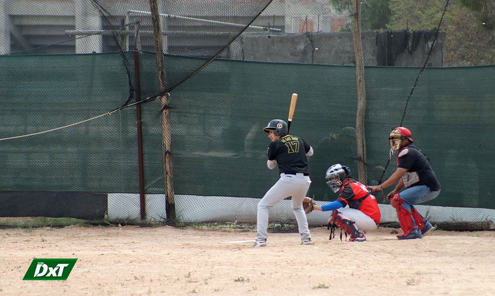 Inició la competencia de béisbol arequipeño en Fundo Grande Country