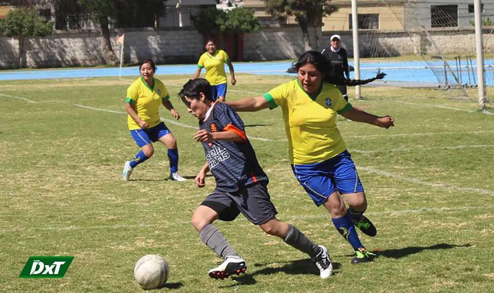 Inicia competencia en la Liga de Yura.