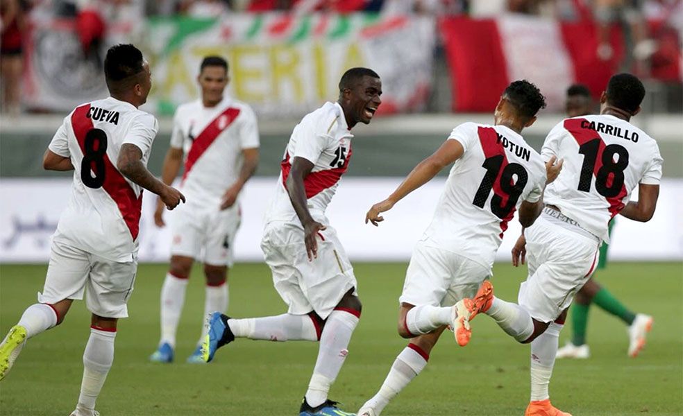 Equipo de Ricardo Gareca entrena con miras a amistosos contra Costar Rica y Colombia.