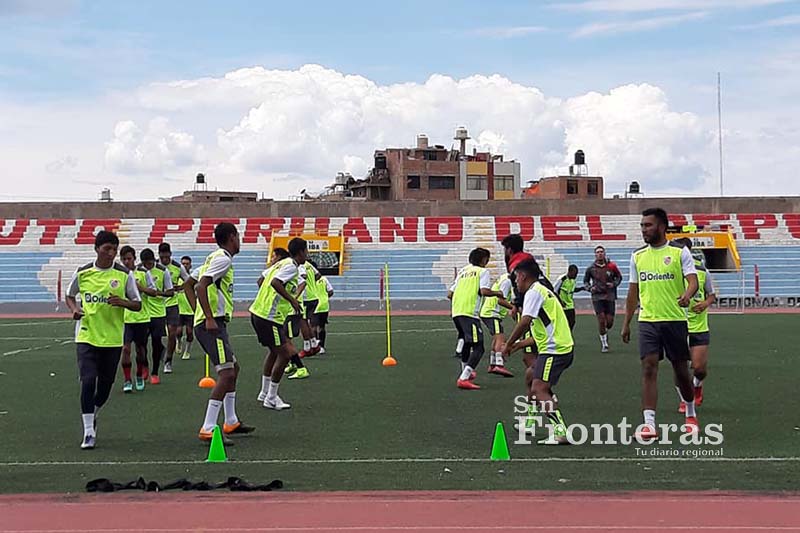 Ugarte separó a cinco jugadores de su plantel