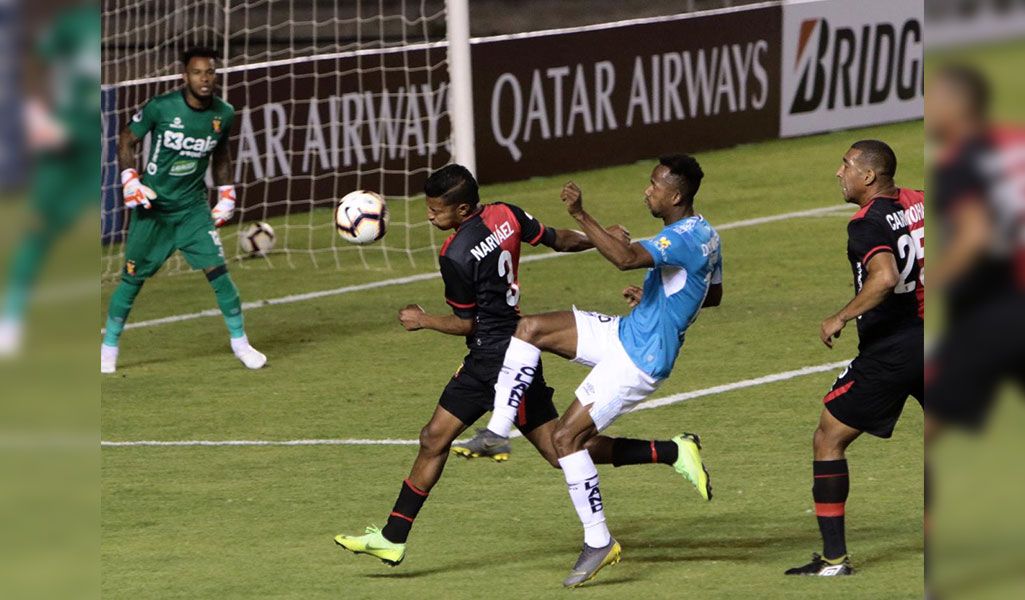 Melgar finiquitó eliminación de la Sudamericana. El Dominó empató 0-0 con Universidad Católica