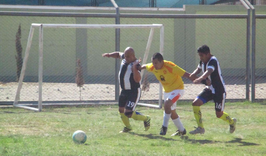 Urbanización Tacna se impuso ayer por la mínima diferencia a Defensor Caplina.