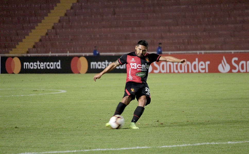 Joel Sánchez sabe que Melgar se juega la vida el miércoles en Colombia