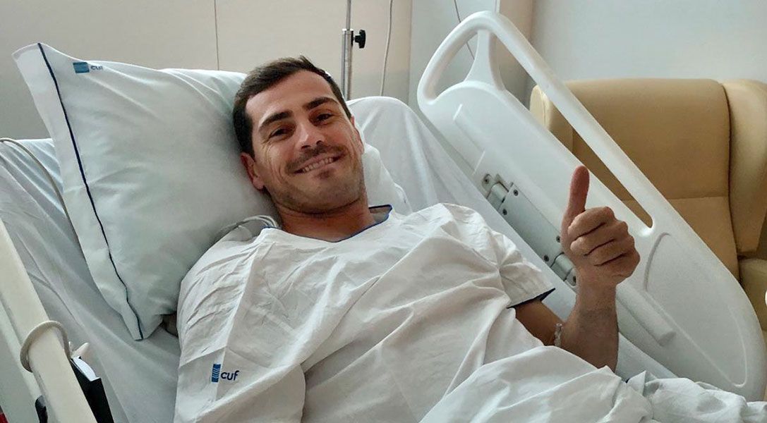 Iker Casillas tras sufrir un infarto: “Todo controlado por aquí”