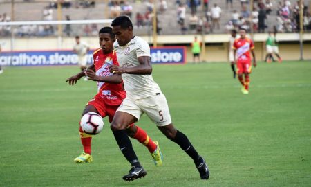 Universitario empata, con gol de penal, a Sport Huancayo