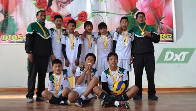 GUE Las Mercedes avanzó en vóleibol varones sub-14.