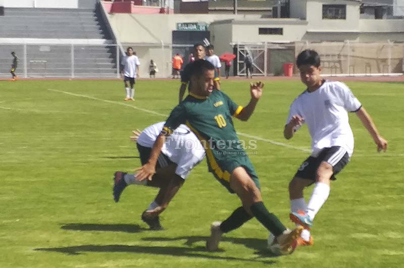 Arrancó el fútbol de los III Juegos Metropolitanos Universitarios 2019