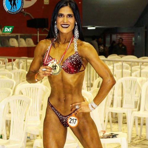 sueño. Rosario Chirinos va por el oro en el fisicoculturismo