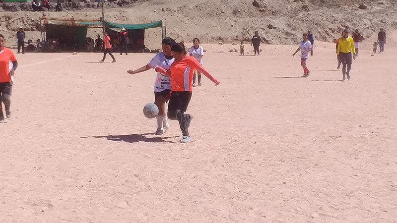 FÚTBOL. Se desarrolla Copa PROFAM en cancha de tierra en el Cono Norte