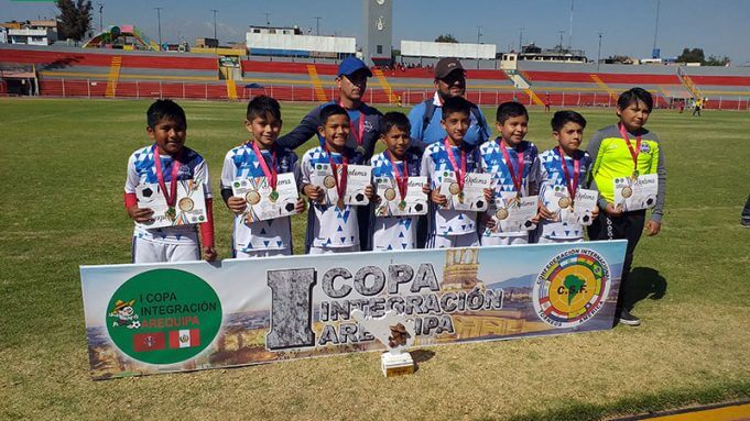 Cachete Zúñiga logró el campeonato en la sub-10.