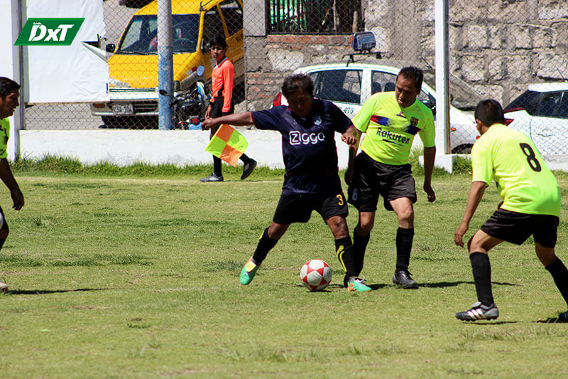 bustamante. Campeonato de fútbol sénior, máster y supermáster en su recta final