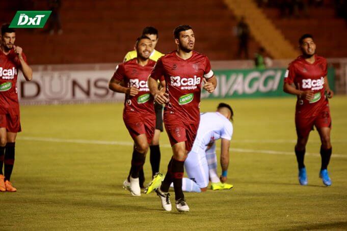 CONFIANZA. Diego Osella los juntó ante Garcilaso y la dupla Cuesta-Ávila respondió