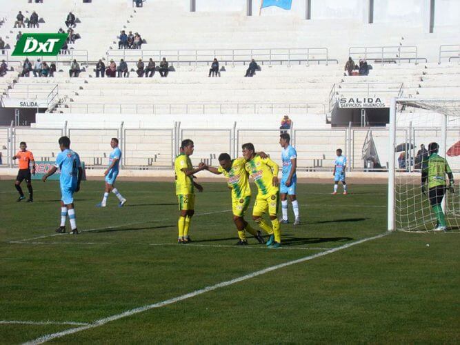 El "Pato" Torres anotó en la goleada a Fuerza Minera.