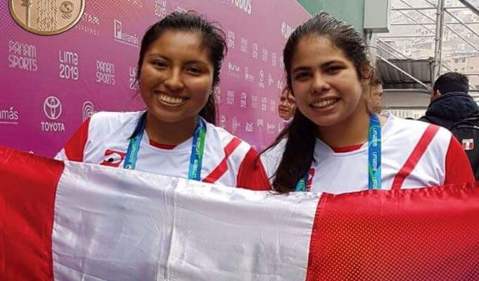 Bronce en frontenis: Nathaly Paredes y Mía Rodríguez.