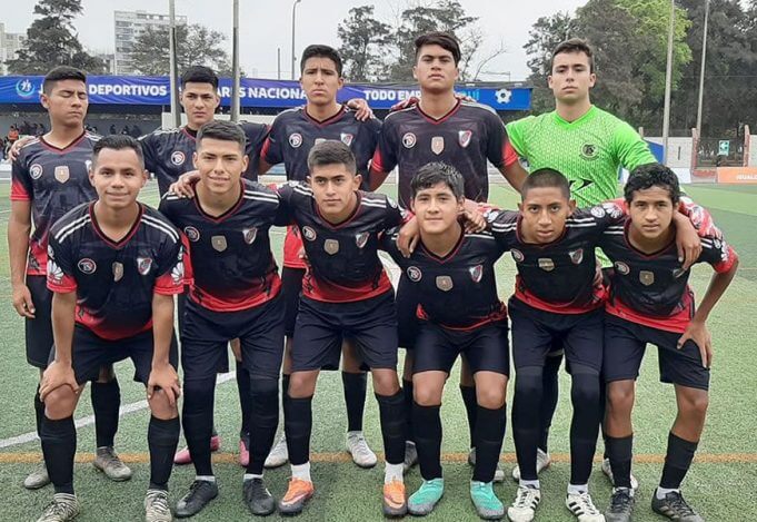 Talent School ganó y se metió a las semifinales del fútbol 'C'.