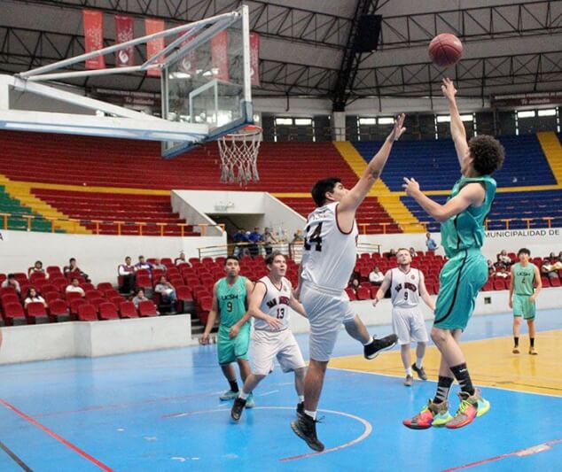 DE nivel. Arrancó la Liga Universitaria en la Ciudad Blanca