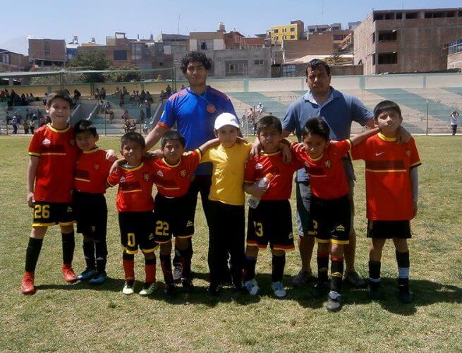 El colegio Santa Clara presente con sus equipos.