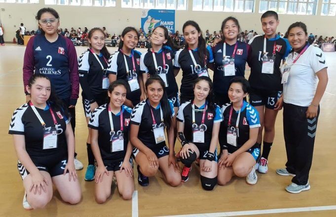 Colegio Calienes ganó en el handball damas categoría 'C'.