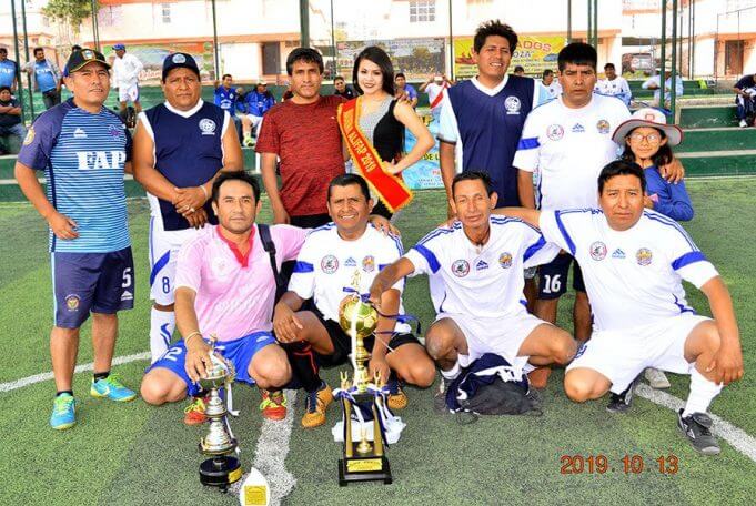 Integrantes de la Promoción 1992, los subcampeones.