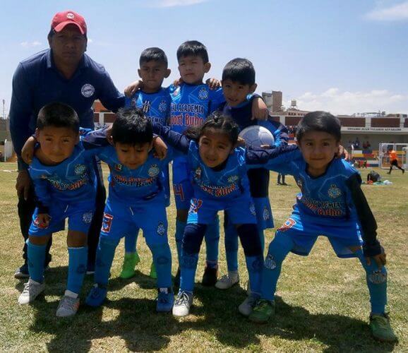 Pequeños de la Academia León de Hunter.