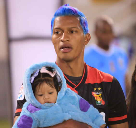 Jhon Narváez le dedicó el gol a su hija y explica el tinte de su pelo