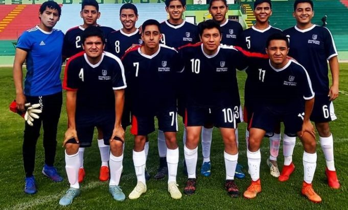 La oncena titular de la Universidad Católica San Pablo.