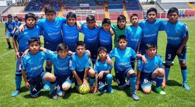El equipo de la I.E. Almirante Miguel Grau jugará la final.