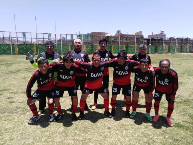 Cuadro de La Academia que en la víspera goleó.