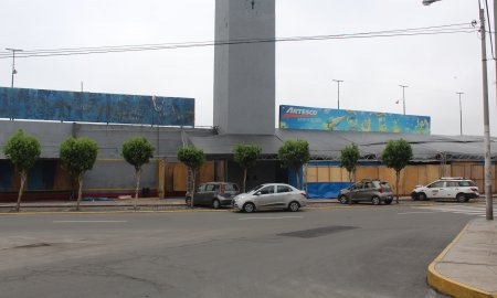 Feria. Módulos de comercio se instalan en el Estadio Melgar sin contrato con el IPD