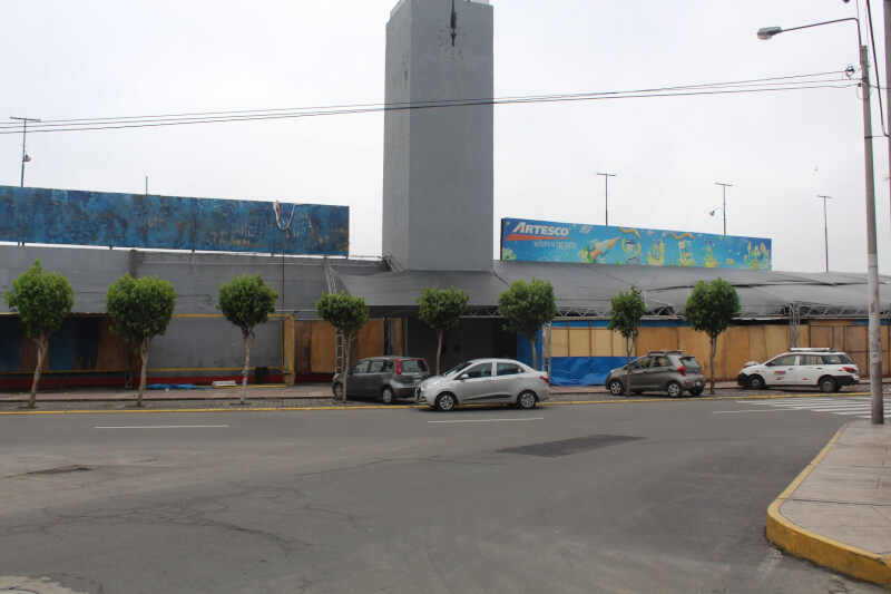 Feria. Módulos de comercio se instalan en el Estadio Melgar sin contrato con el IPD