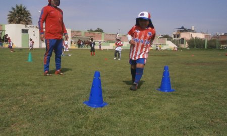 EDUCACIÓN EMOCIONAL. Psicólogo deportivo Franz Rivera sostiene que la práctica deportiva ayuda a manejar las frustraciones