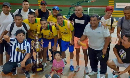Los dignos representantes de Mariano Nicolás Valcárcel que consiguieron el título y ganaron S/ 11 mil soles.