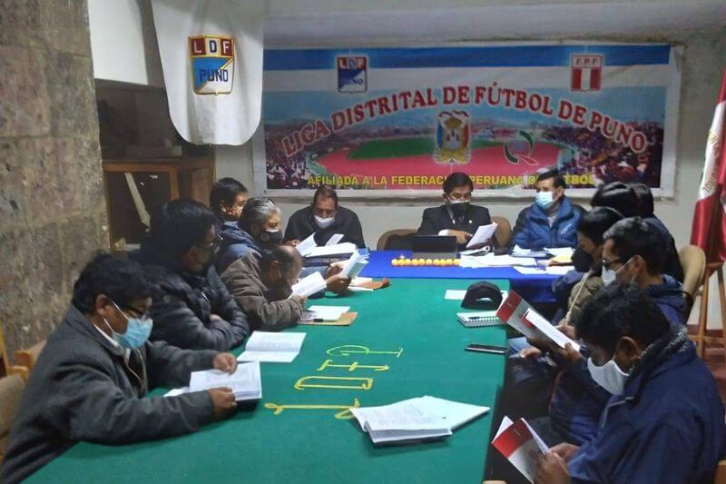 Reunión de la Liga Distrital de Fútbol de Puno.