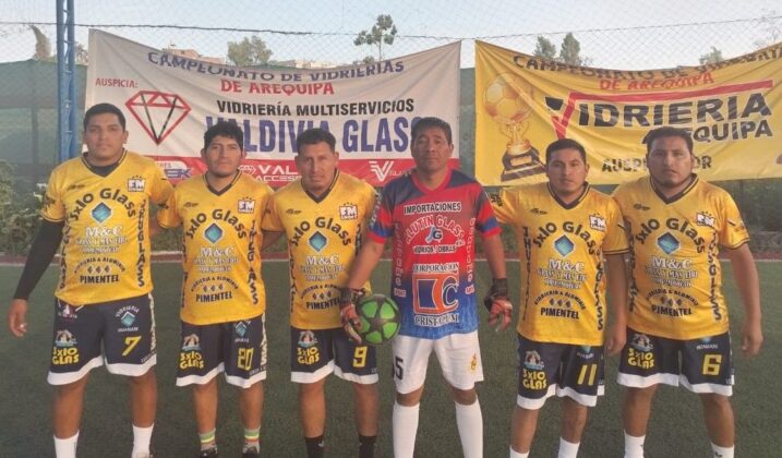 Equipo 3x10 Glass espera llegar a instancias finales de torneo.